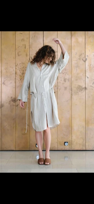 Klänning från Hope - Sparsamt använd!  100% linne 