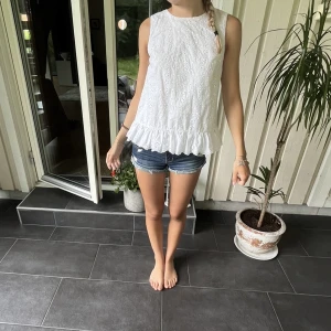 Blus från Ralph lauren - Super söt blus, storlek 14år men skulle säga mer xs Köpte för ca 3 månader sen och nästan aldrig använd💕