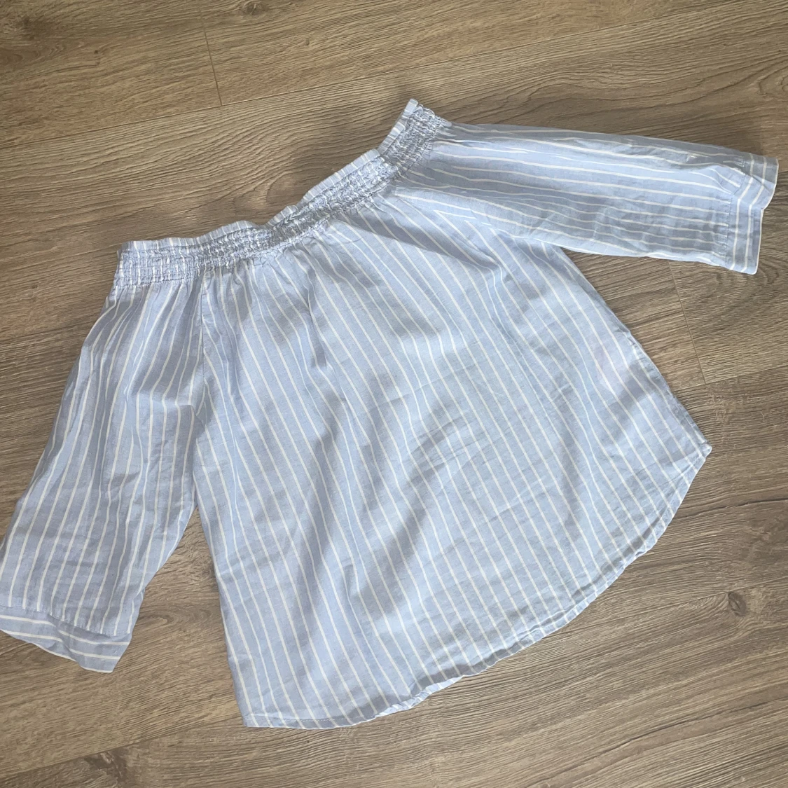 Off shoulder blus - 91