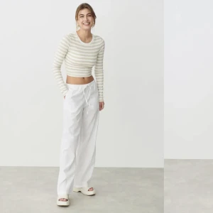 linnebyxor  - Säljer mina helt oanvända linnebyxor som är i storlek Xs