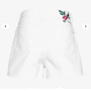 Replay  - jeans shorts från Replay. Hely nya och oanvända. Nypris var 999,- 