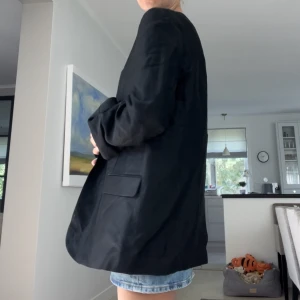 Blazer - Svart linne blazer från other stories 💕