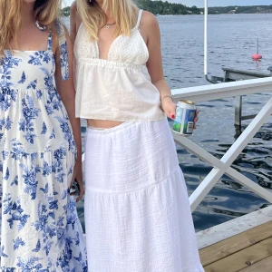 Set  - Så jävla fint egensytt set i tunnt tyg och spets på toppen. Passar en storlek xs/s, jag är 164 för referens🥰