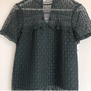 Spetstopp - Superfin spetsblus från zara!! Som nu, kan sänka pris vid snabb affär