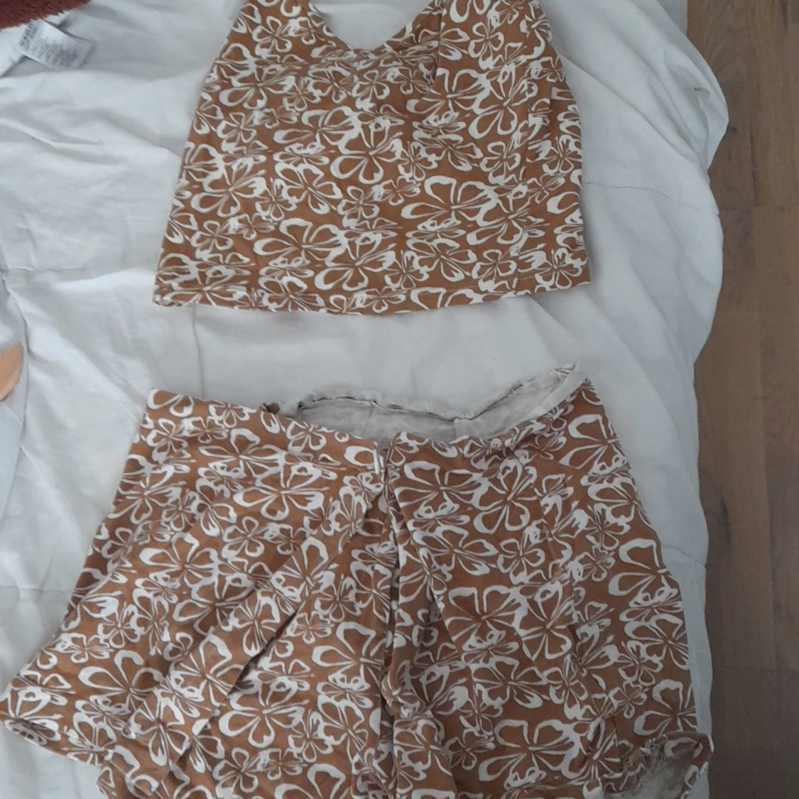 Topp och shortkjol - 91