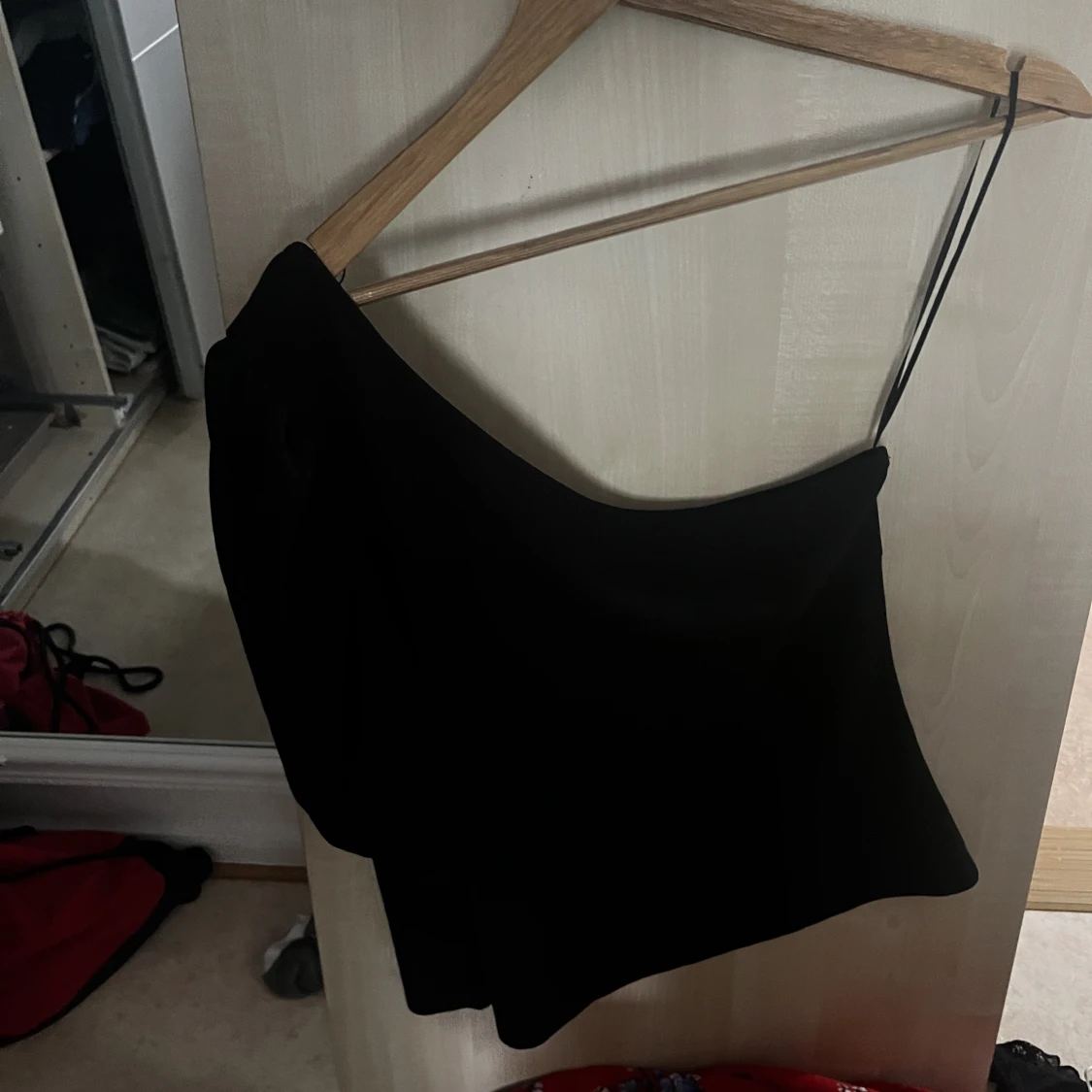 Off one shoulder blus