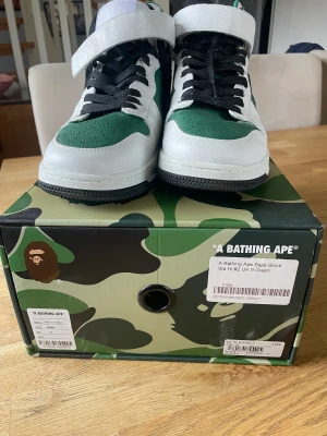A BATHING APE skor - Ej använda , säljes med originalkartong