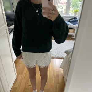 Grön stickad tröja - Såå mysig grön stickad tröja!💕
