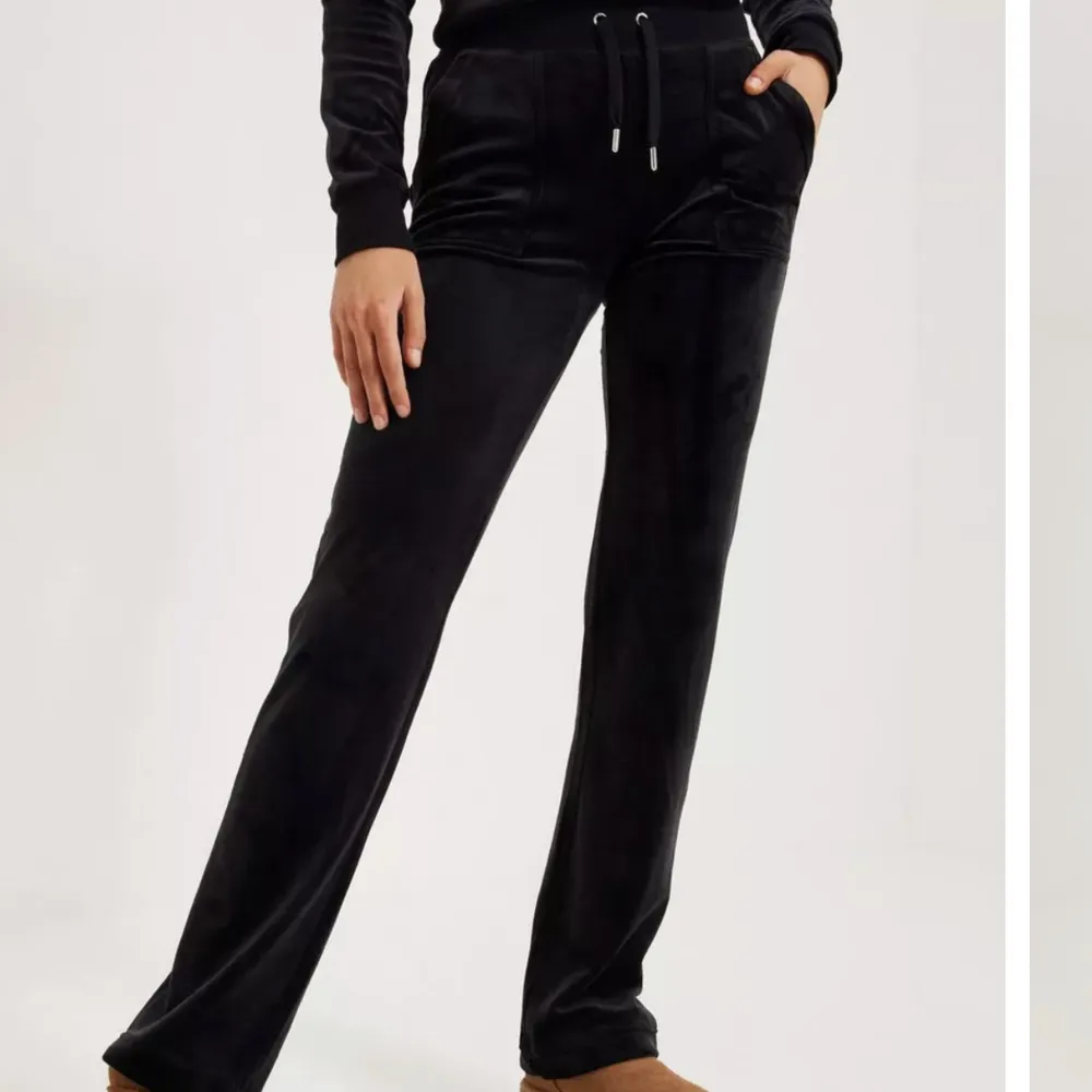 Trendiga juicy cutoure byxor, har massa färger så säljer dessa.. Jeans & Byxor.