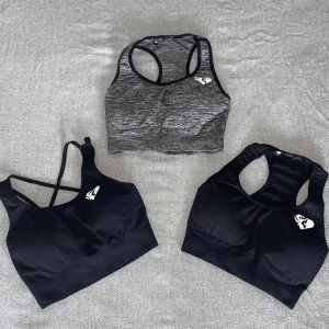 3 st Sport-bh womensbest  - Alla tre i fint skick, säljes tillsammans för 180kr