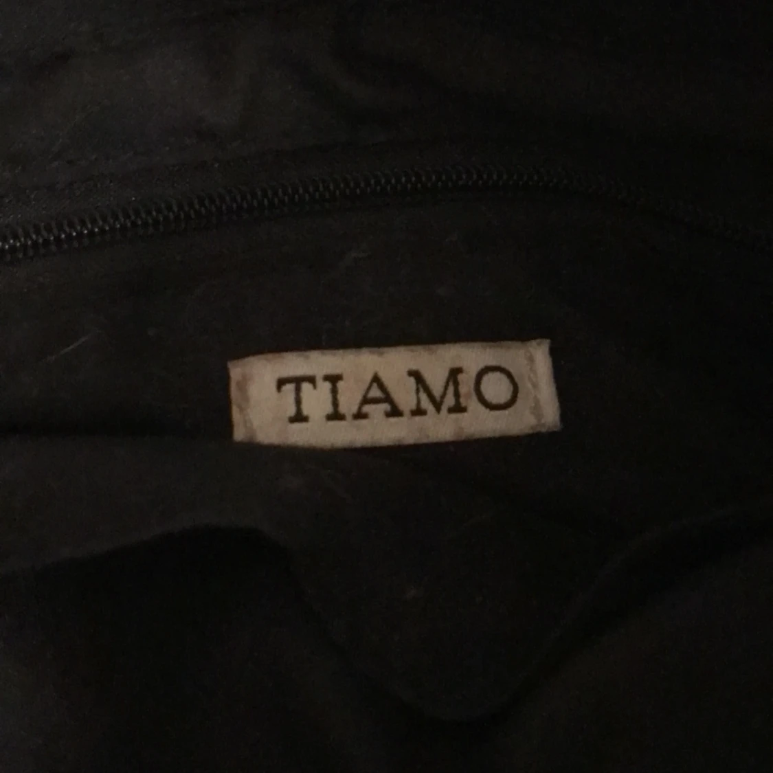 Vit tiamo väska - 91