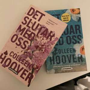 Böcker - Säljer två Colleen Hoover böcker på svenska. ”Det slutar med oss” och ”Det börjar med oss” Det är i fint skick och är olästa