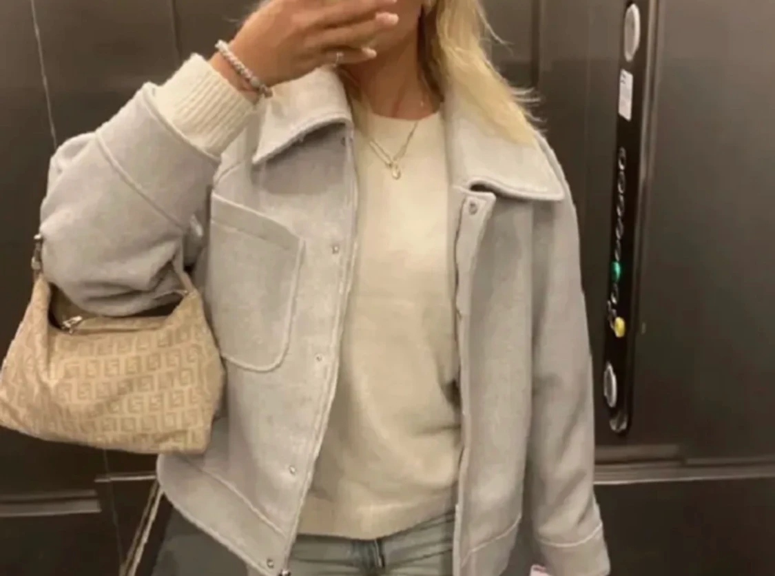 Grå fin höstjackan från NAKD