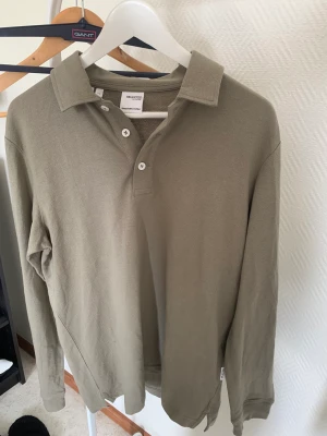 Selected homme långärmad piké  - Säljer min långärmade piké storlek s från Selected homme jättebra skick 
