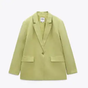 Grön linne kavaj från Zara, aldrig använd 