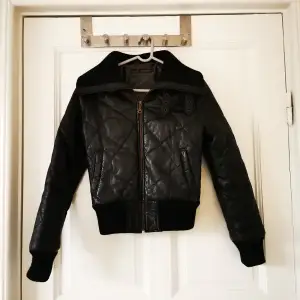 Leather jacket from Bruno Zaragoza. 100% real leather. Size 36. Super warm. Nice fit. Excellent condition and quality