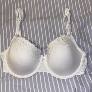 Bh - Bh från Hunkemöller. 