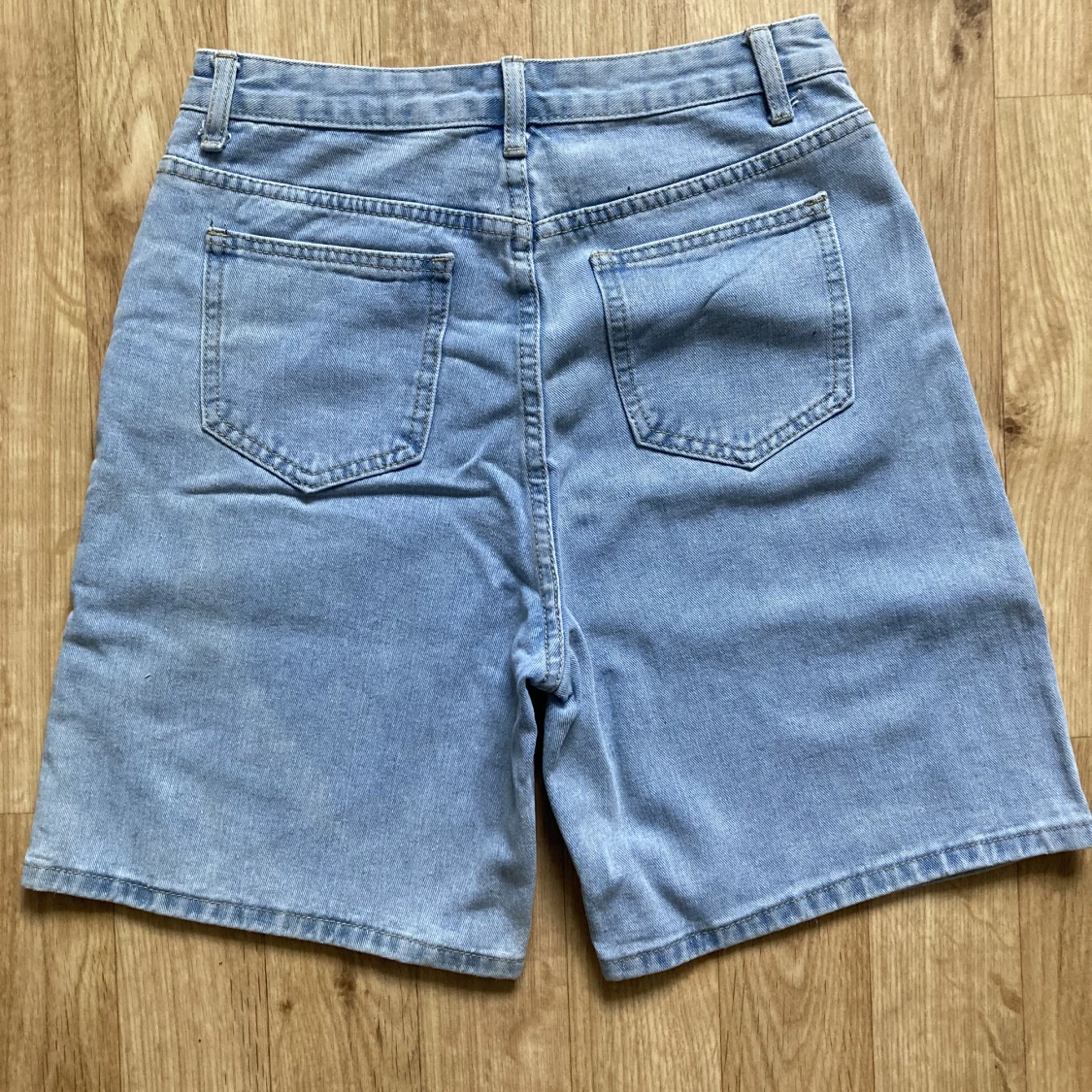 Blå jeansshorts - 90