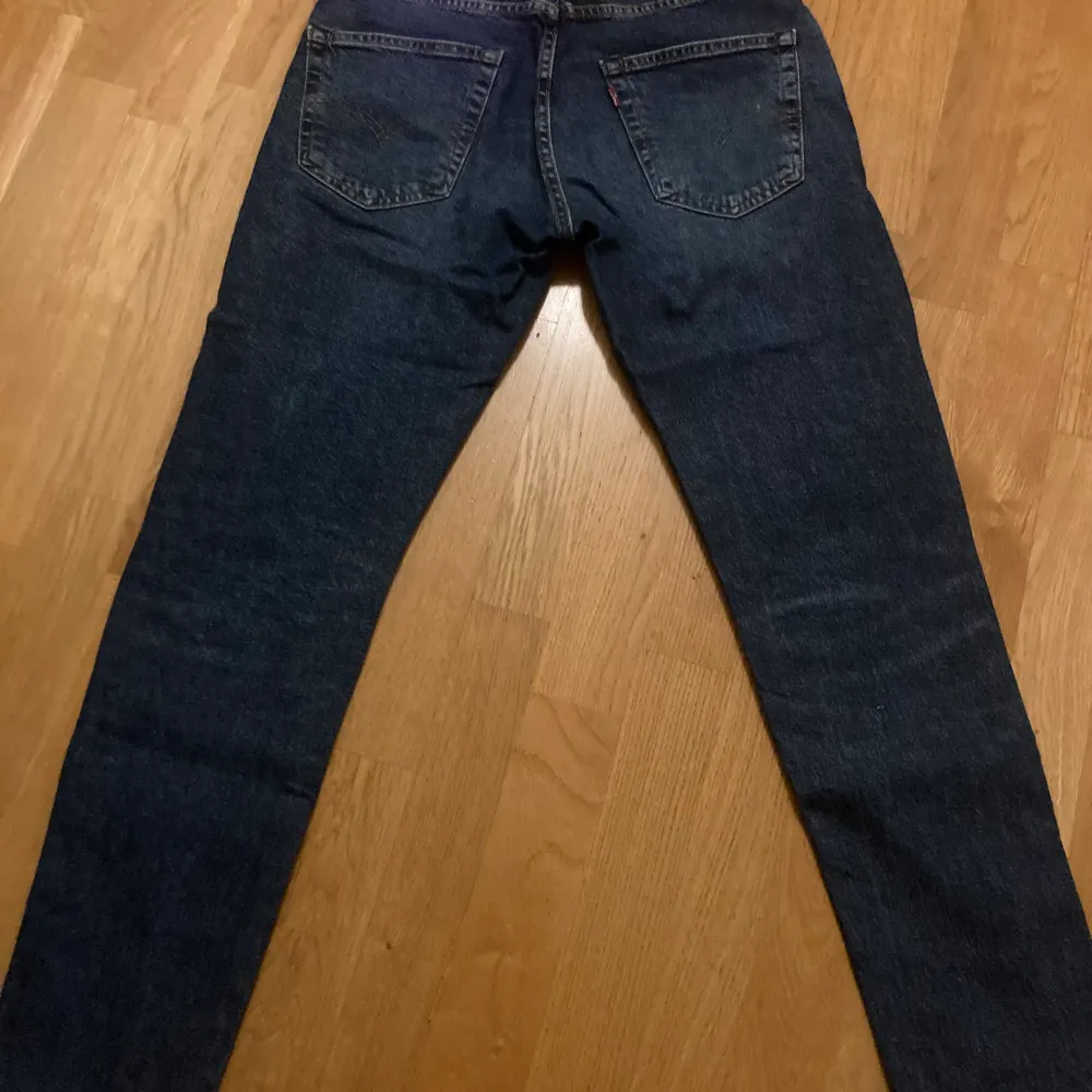 Levis jeans storlek W28 L30. Jeans & Byxor.