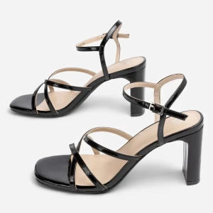 Sandaletter - Sandaletter från din sko, märket XIT, 8cm hög klack. Endast använda en gång 😊