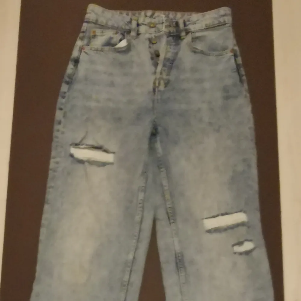 Fina jeans i bra skick. Kontakta mig vid frågor. . Jeans & Byxor.