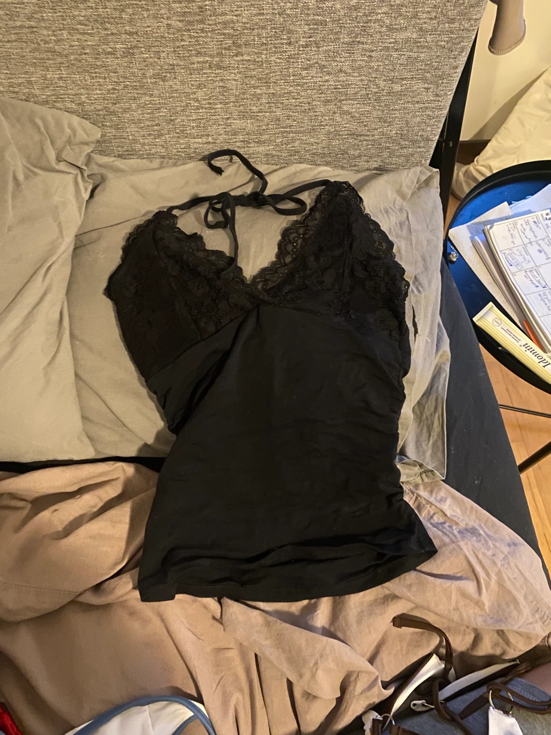 Halterneck spets linne