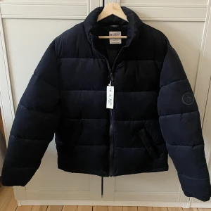 Jacka  - Penguin vinterjacka, nypris 1700