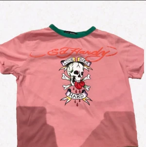 Croptop ed hardy - Knappt använd