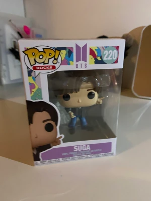 BTS suga KPOP funkopop  - Helt oöppnad BTS samlingsdocka! Suga från BTS som figuren! Originalpris: 150kr