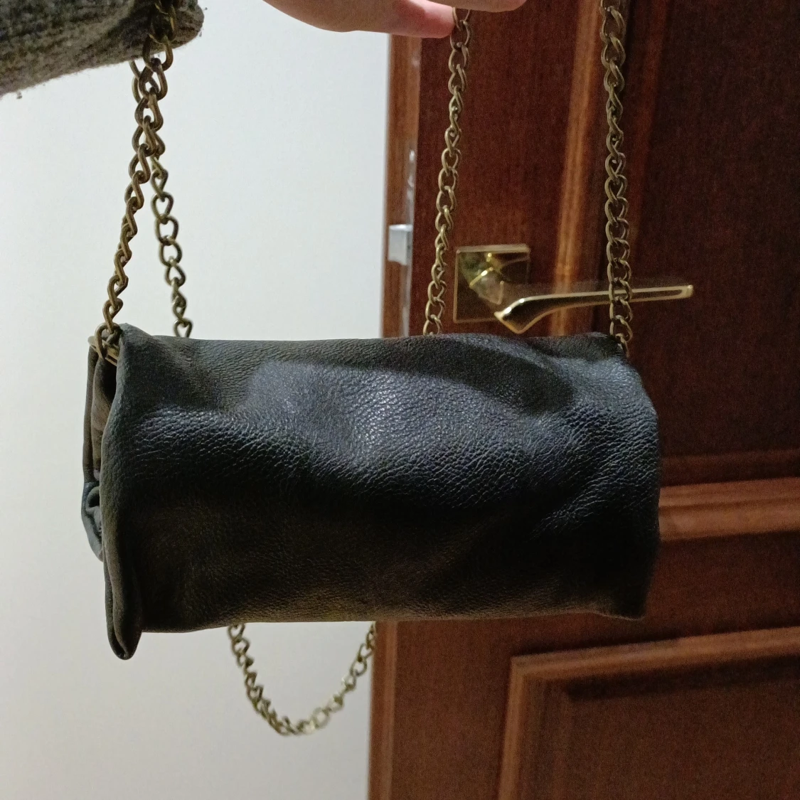 Svart liten väska från piecee - 90