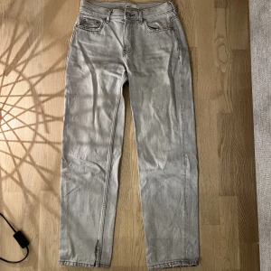 Low wais jeans  - Säljer dessa supersnygga jeans då de är för korta på mig🩷Pris kan diskuteras☺️