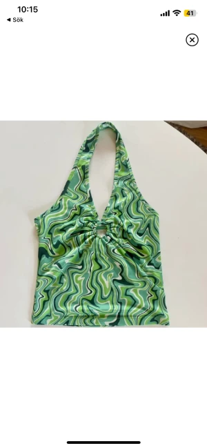 Mönstrat linne - Säljer vidare då den inte kommer till användning💚 Lånade bilder❣️❣️