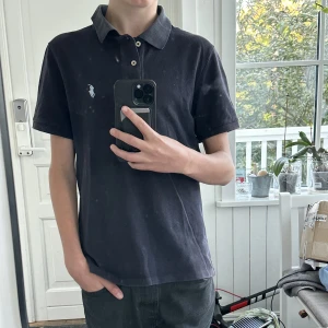 Ralph lauren piké  - Riktigt snygg ralhp lauren piké i bra skick💫 passar XS✅ Modellen på bilden är 169cm⚡️  Skriv vid frågor eller funderingar🤝