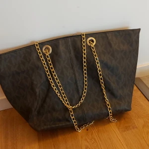 Tote large bag - Good copy Michael Kors