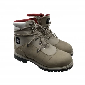 Timberland kängor - Helt nya kängor från Timberland i storlek 44. Snygga och perfekta till vintern