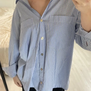 Oversized skjorta - Jättefin skjorta, aldrig använd!