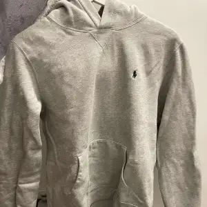 Fräsch hoodie från Ralph Lauren i strl S