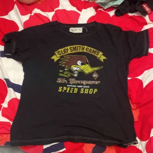 Mr horsepower T-shirt  - Nyskick använd 1 gång 