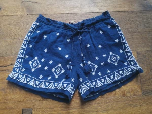 Shorts M - 100 % bomull 