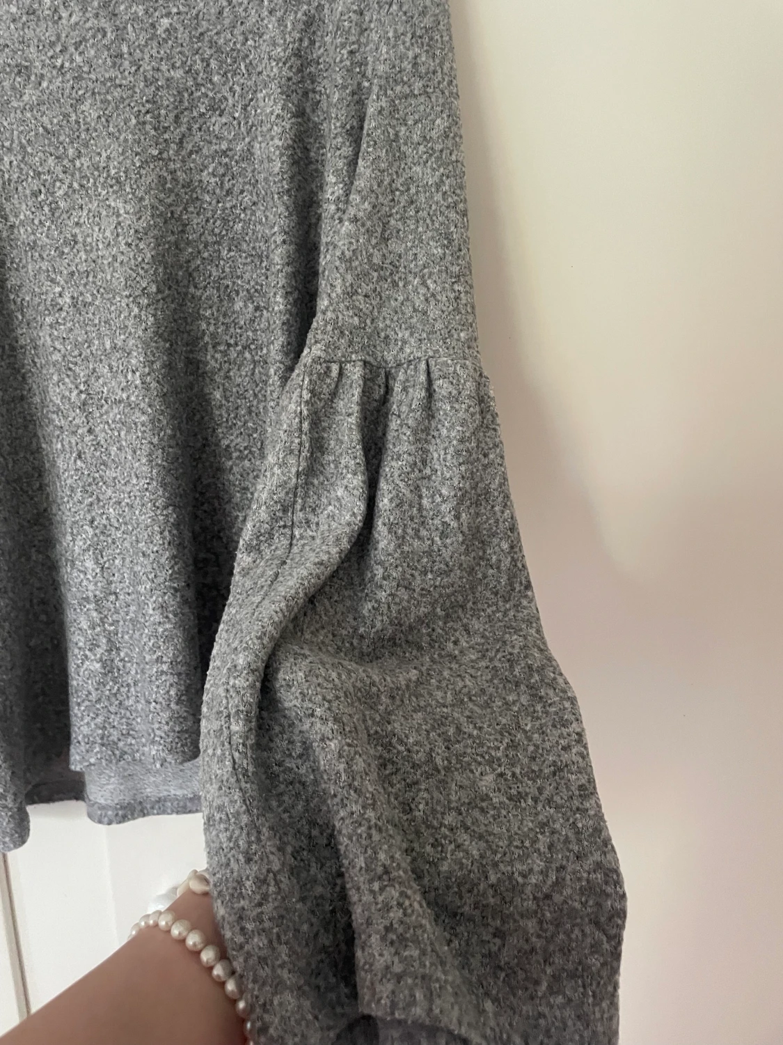 Tröja med utsvängda armar - 90