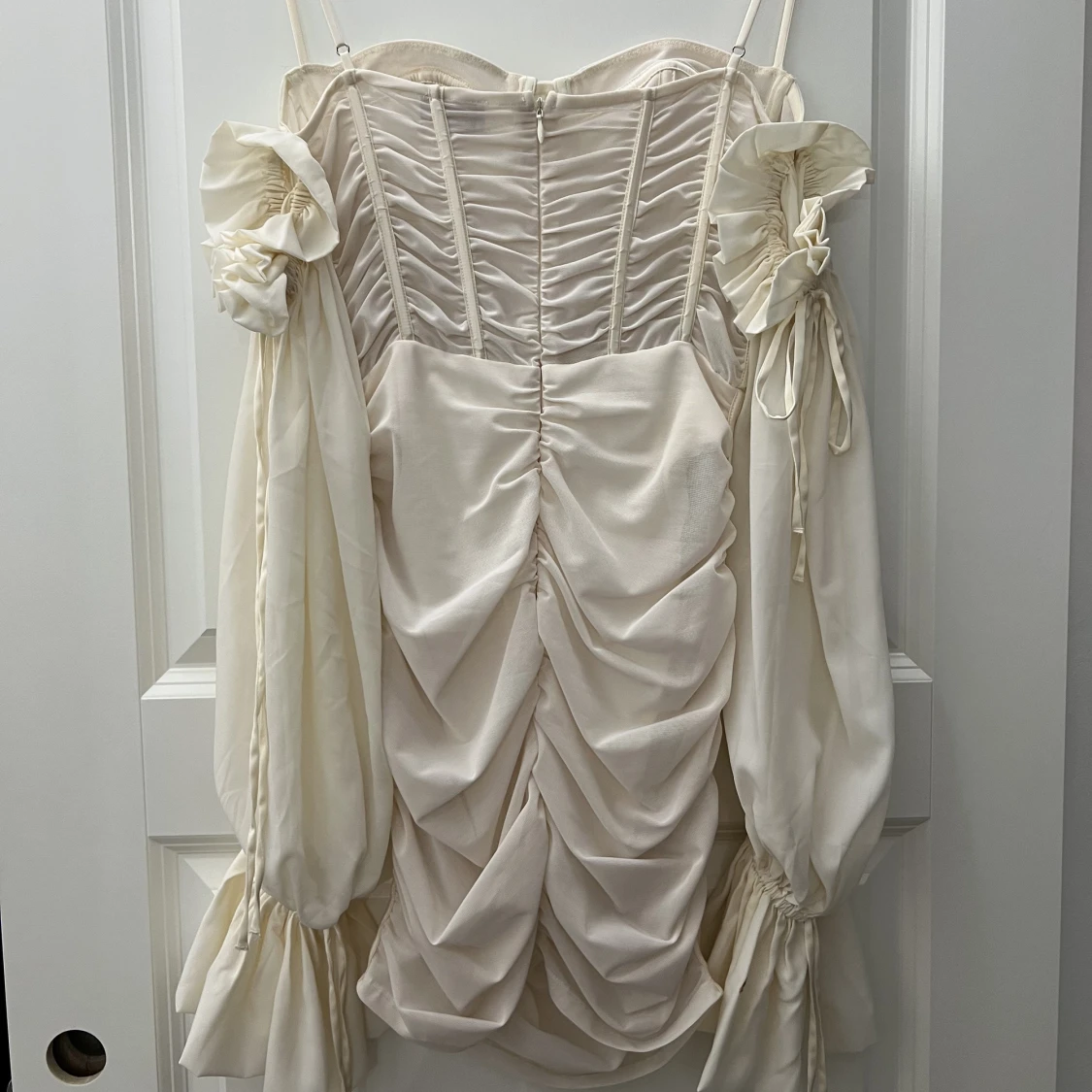 vit klänning i mesh - 91