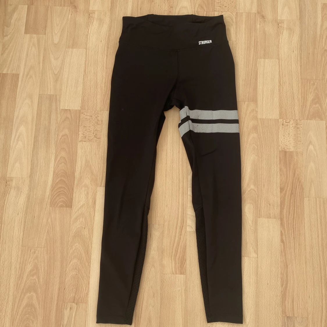 Träningstights från Stronger  - 91