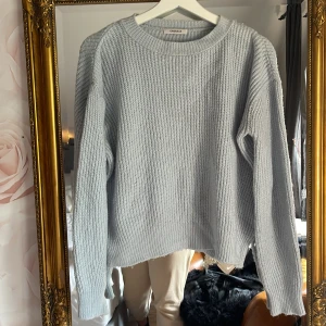 Mysig tröja - Ljusblå mysig tröja från chiquelle❤️