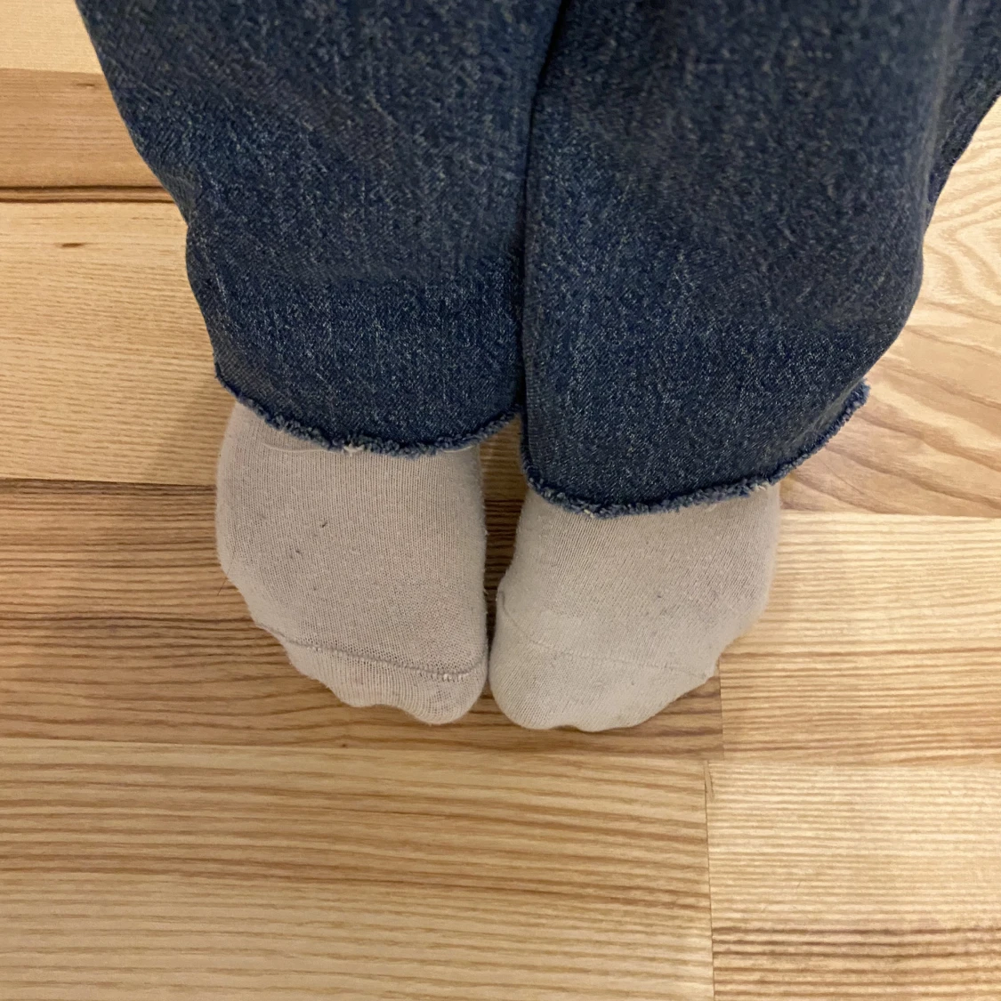 Jeans från ginatricot i storlek 32  - 91