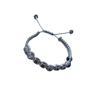 Armband med valfri namn  - Böstellnings vara armband med valfri namn på 