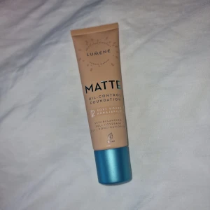 Foundation  - Helt oanvänd och ny🦋