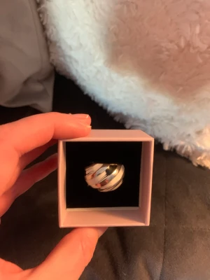 Ring - Unik ring! 