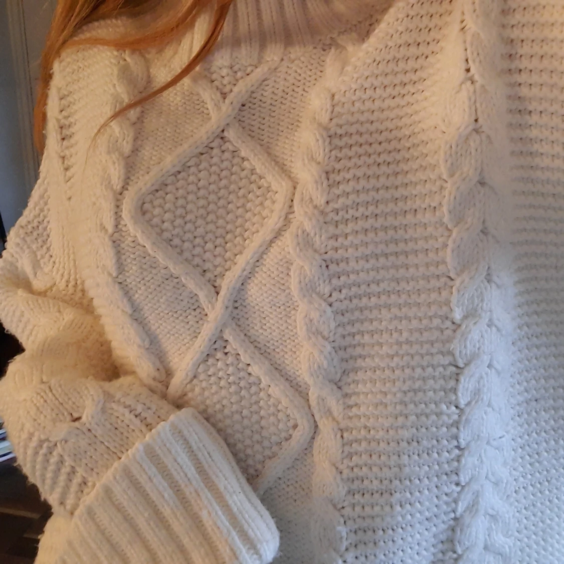 Vit stickad tröja - 90