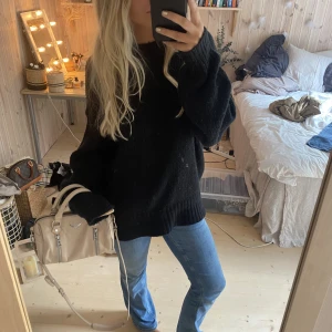 Stickad tröja - Har för många