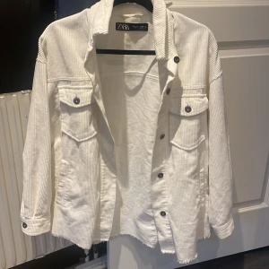 Ribbad jacka - Ribbad jacka från zara